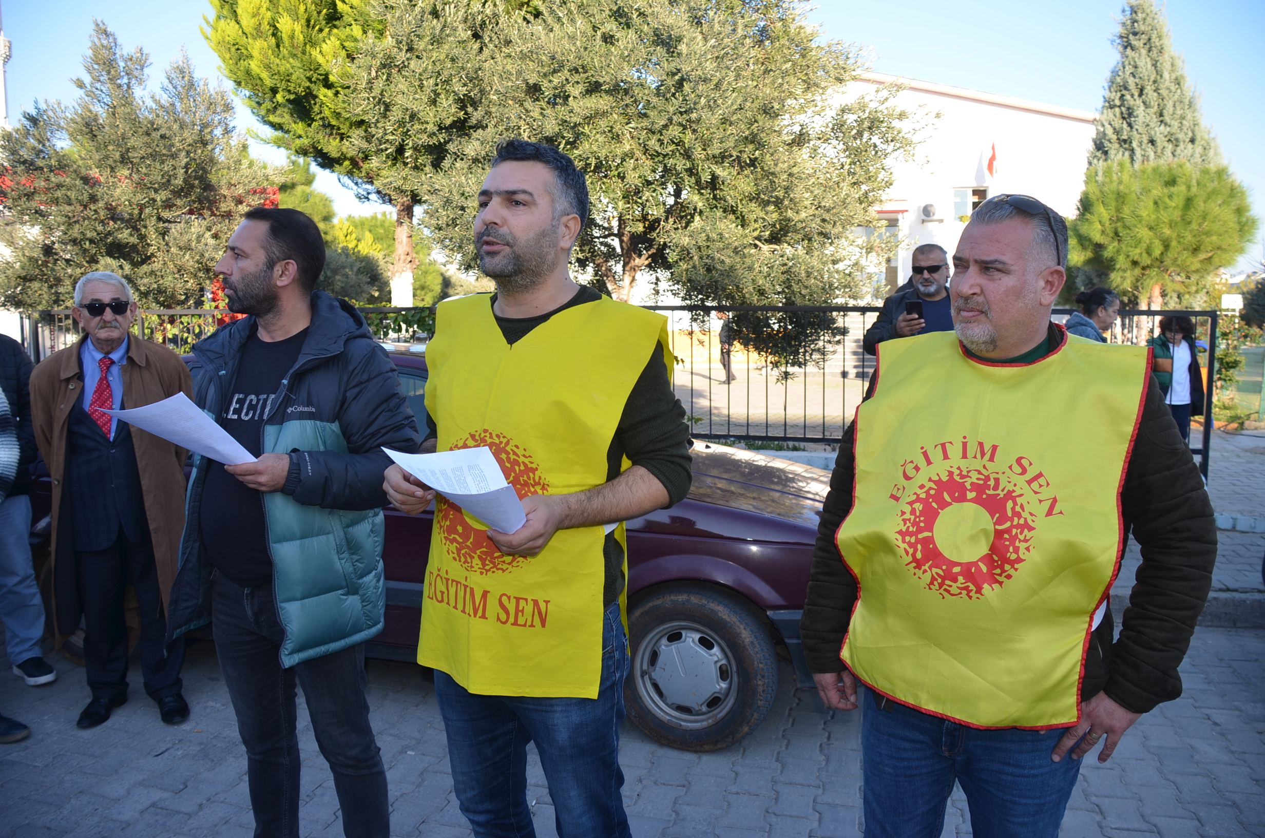 didim-egitim-sen-egitim-sistemi-cemaatlere-teslim-edilemez-432689-94ffb764eb937c45e8f4e4def039896e.jpg