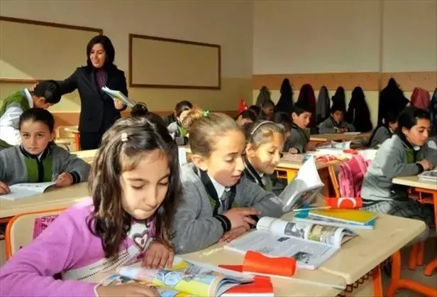 MEBden Bayram Ettirecek Karar Hafta Sonu Tatili 3 Gune Uzadi