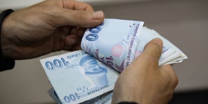 Öğrencilere yılbaşı hediyesi 2.250 TL hesaplara yattı hemen kontrol edin