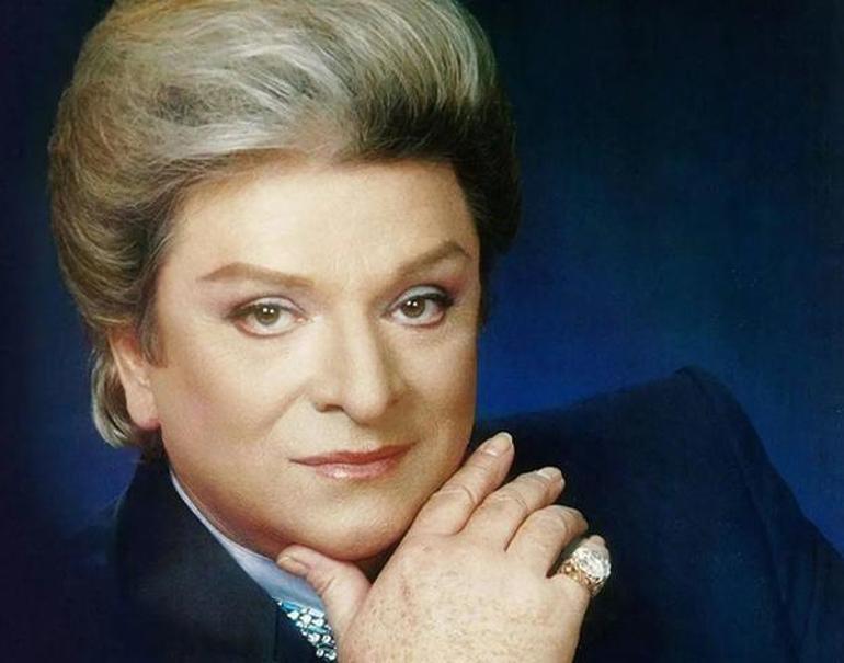 Bülent Ersoy: Zeki Müren bilerek ilaçlarını almadı, intihar etti