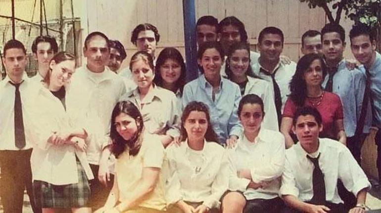 Hande Erçel'in Yeni Macerası: Ünlülerin Üniversite Halleri Ceyhun Fersoy Lise Yılları