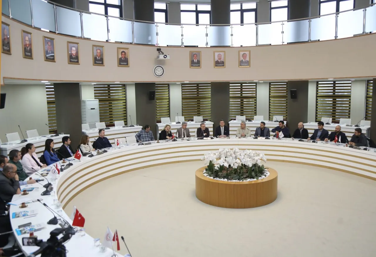 Erciyes Üniversitesi'nden 'Ofis Alanı' arayanlara çağrı!