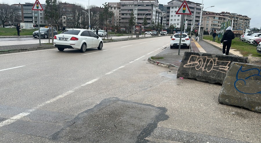 Bursada Okuldan Evine Giden 13 Yasindaki Ogrenci Hayatini Kaybetti