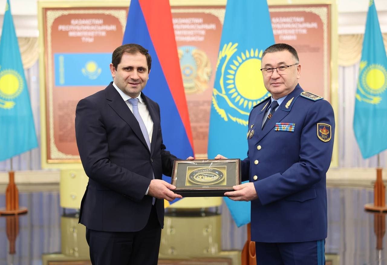 Ermenistan ve Kazakistan Guc Birligi Savunmada