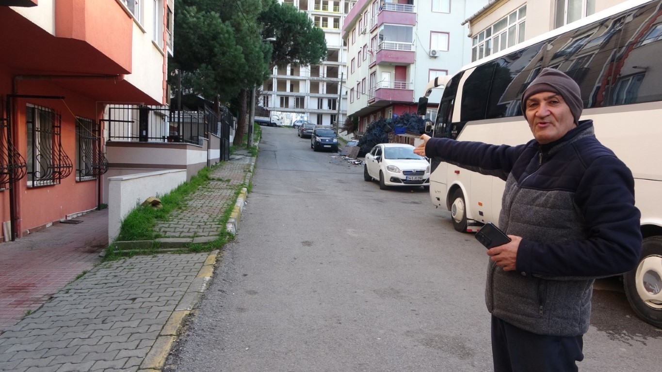 Kadıköy’de Okul Servisi Kaçırıldı Ihlas Haber Ajansı Kadıköy’de öğrenci taşıyan okul servisi kaçırıldı