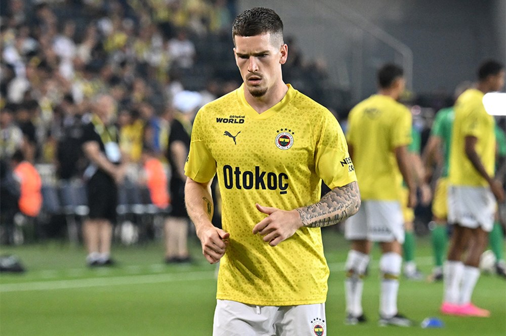 Ryan Kent transferi için resmi açıklama geldi: "Görüşüyoruz"  - 1. Foto