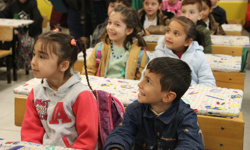Eğitimcilerden 'adab-ı muaşeret' dersine tam destek geldi