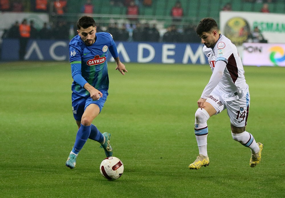 Spor yazarları Çaykur Rizespor-Trabzonspor maçı için ne dedi?  - 1. Foto