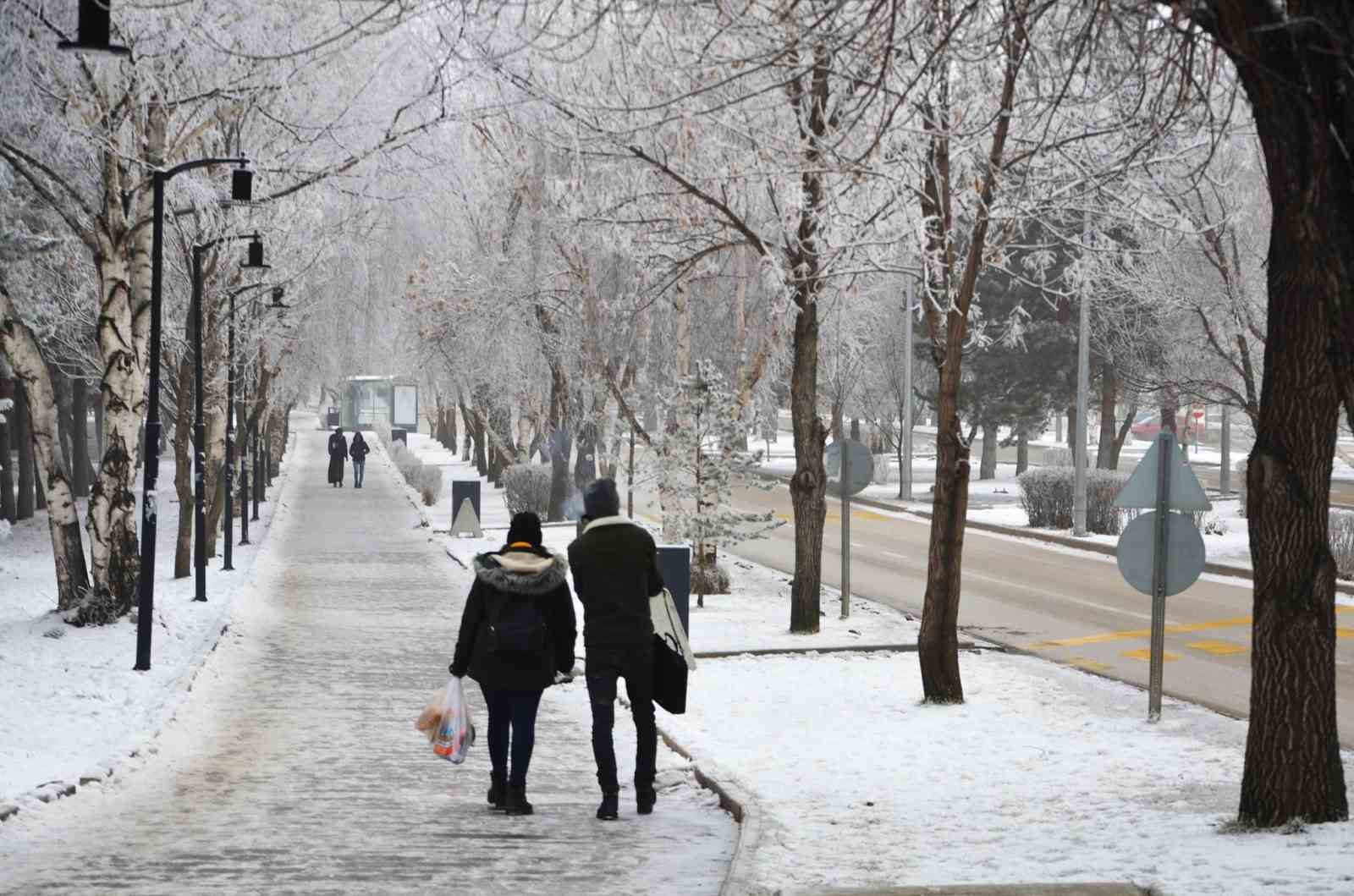Üniversite öğrencilerinin turizm beklentileri araştırıldı
