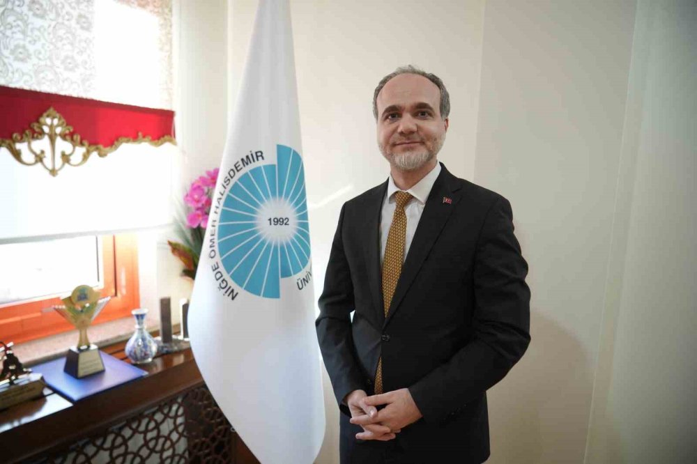Yarın İçin Enerji: Niğde Ömer Halisdemir Üniversitesi'nde Enerji Verimliliği Yarışması Birinci Niğde Ömer Halisdemir Üniversitesi Enerji Verimliliği Yarışmasında Birinci