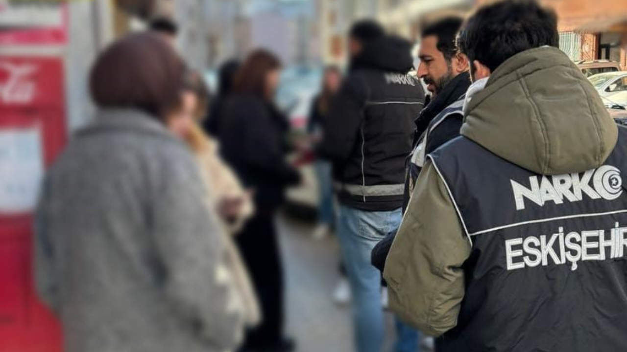 1707541904 883 Okul Cevrelerinde Polis Denetimi Artiyor