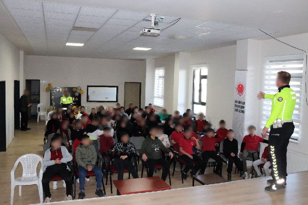 Burdur'da 171 Öğrenci ve 6 Öğretmen Eğitim Aldı