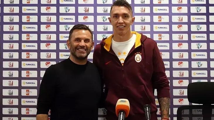 Okan Buruk maç sonu Muslera'yı öve öve bitiremedi