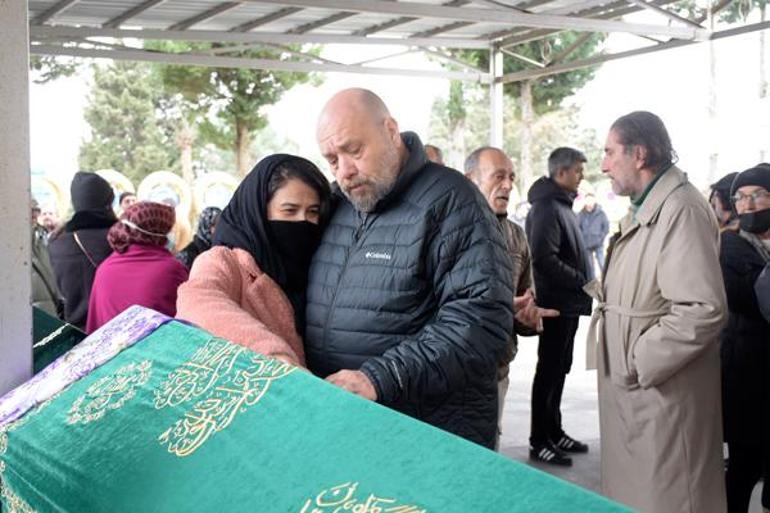 Yeşilçamın usta oyuncusu Sevda Ferdağ son yolculuğuna uğurlandı