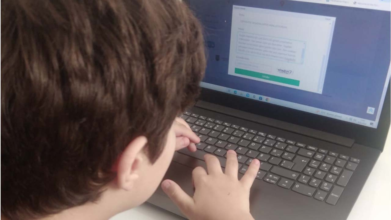 Afsinli Ogrencilere Motivasyon Mektubu Corum Habere Yazdilar