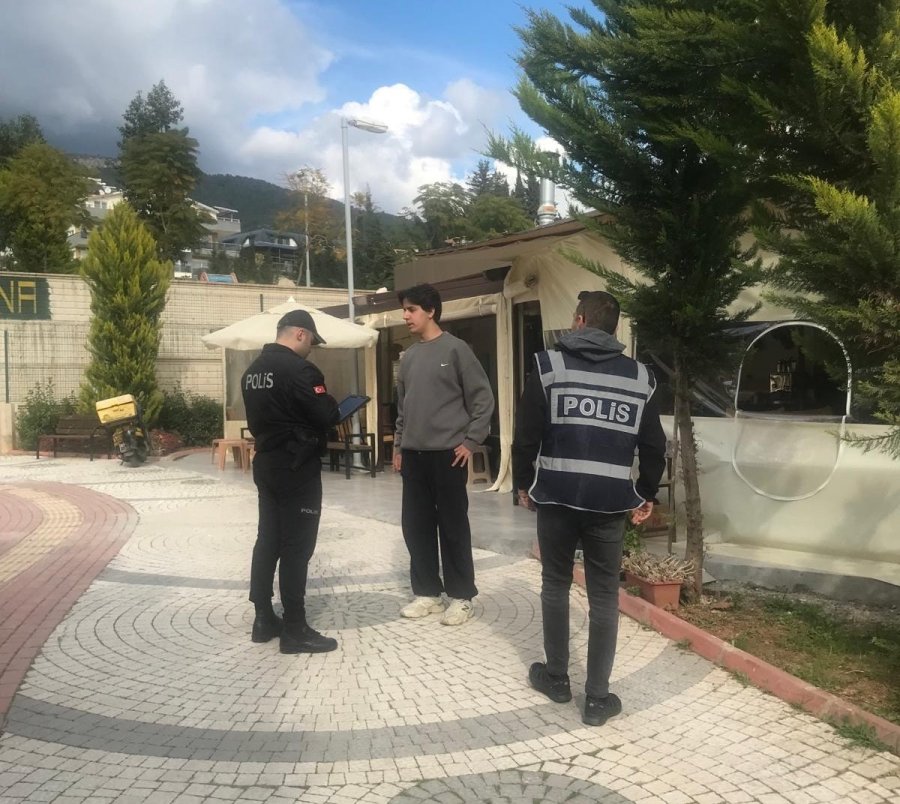Alanya’da Okul Servis Araçları Ve Okul Çevrelerine Denetim