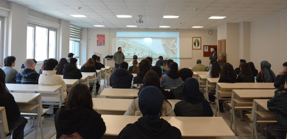 Düzce Üniversitesi Açık Kampüs'te Atatürk Anadolu Lisesi Öğrencilerini Ağırlıyor