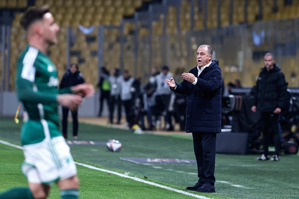 Fatih Terim'in Panathinaikos'u puan kaybetti, Yunan basını topa tuttu: "Çağ dışı..."  - 1. Foto