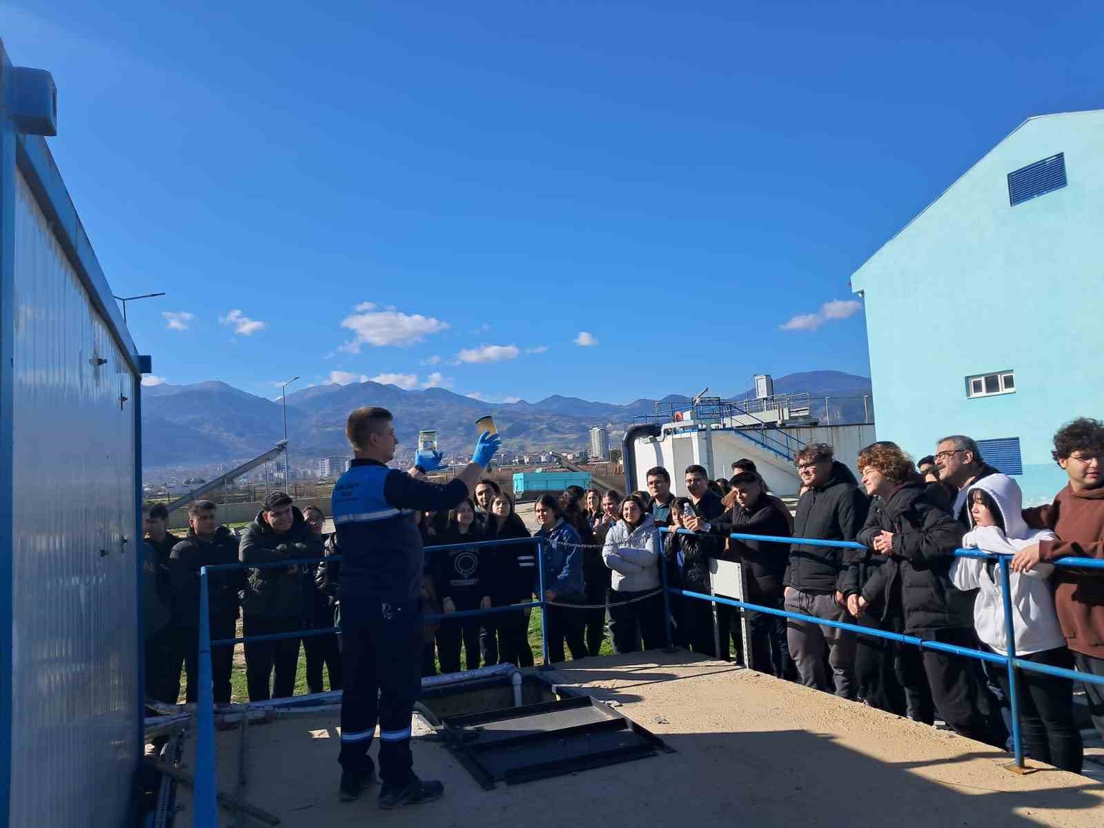 Manisa’da 554 öğrenci Alaşehir AAT’yi gezdi