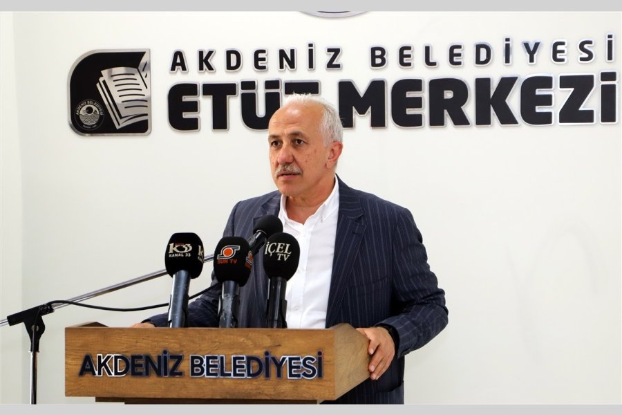 Mersin Akdeniz Belediyesi, Öğrencilere Eğitim Desteği Sunuyor Akdeniz Belediyesinin Eğitim Desteği Sürüyor