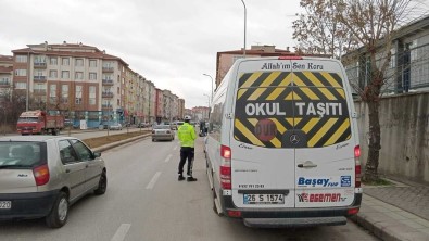 Okul Servislerinin Denetimi: Güvenli ve Sorunsuz Taşımacılık için Önemli Adımlar Okul Servislerine Denetim