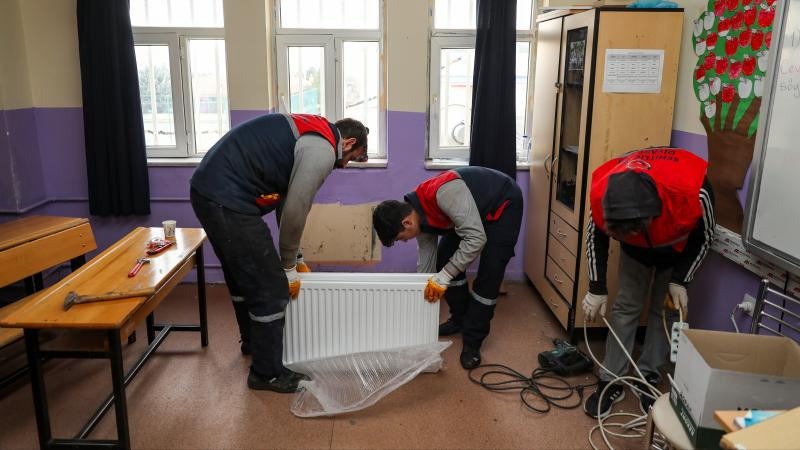 Okullardaki Arızaları Meslek Lisesi Öğrencileri Tamir Ediyor - Sakarya Haberleri Çırak Öğrenci2