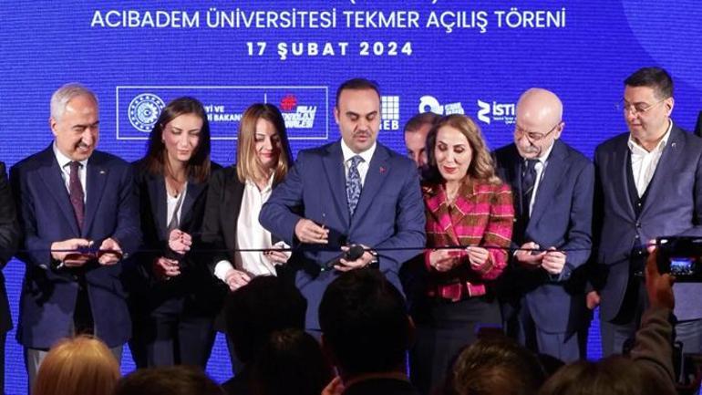 Sağlık Alanında 21 Yılda 9 Binden Fazla Proje İçin 40 Milyar Lira Destek Bakan Kacır: Son 21 yılda sağlık alanında 9 binden fazla projeye 40 milyar lira destek sağladık