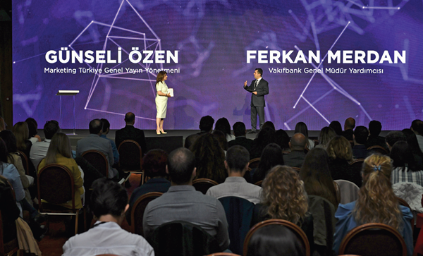 Pazarlama Trendleri: "Yapan Zeka" Çağı Marketing Türkiye'de! Pazarlamada Yapan Zekâ Çağı Marketing Türkiye Mart Sayısında