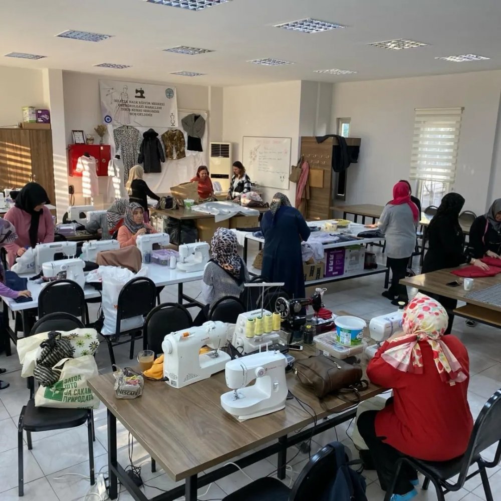 Halk Eğitim Merkezi’nde Dikiş Kurslarına Yoğun İlgi