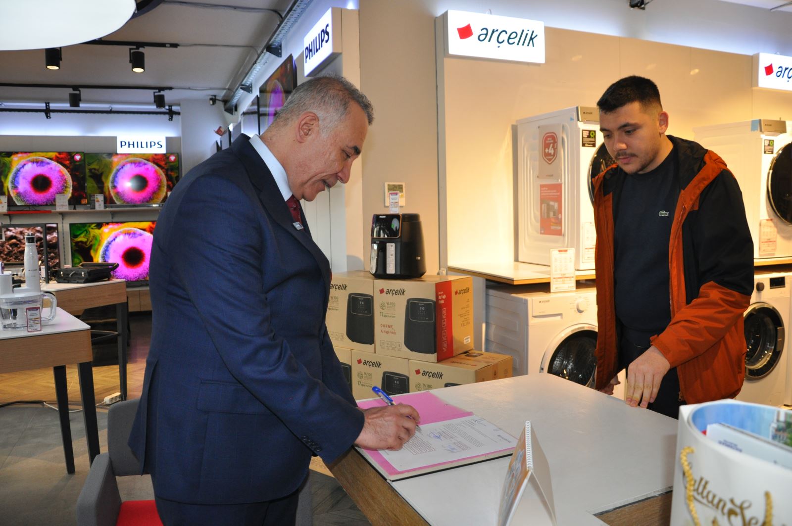Abonman ücretleri karşılanıyor