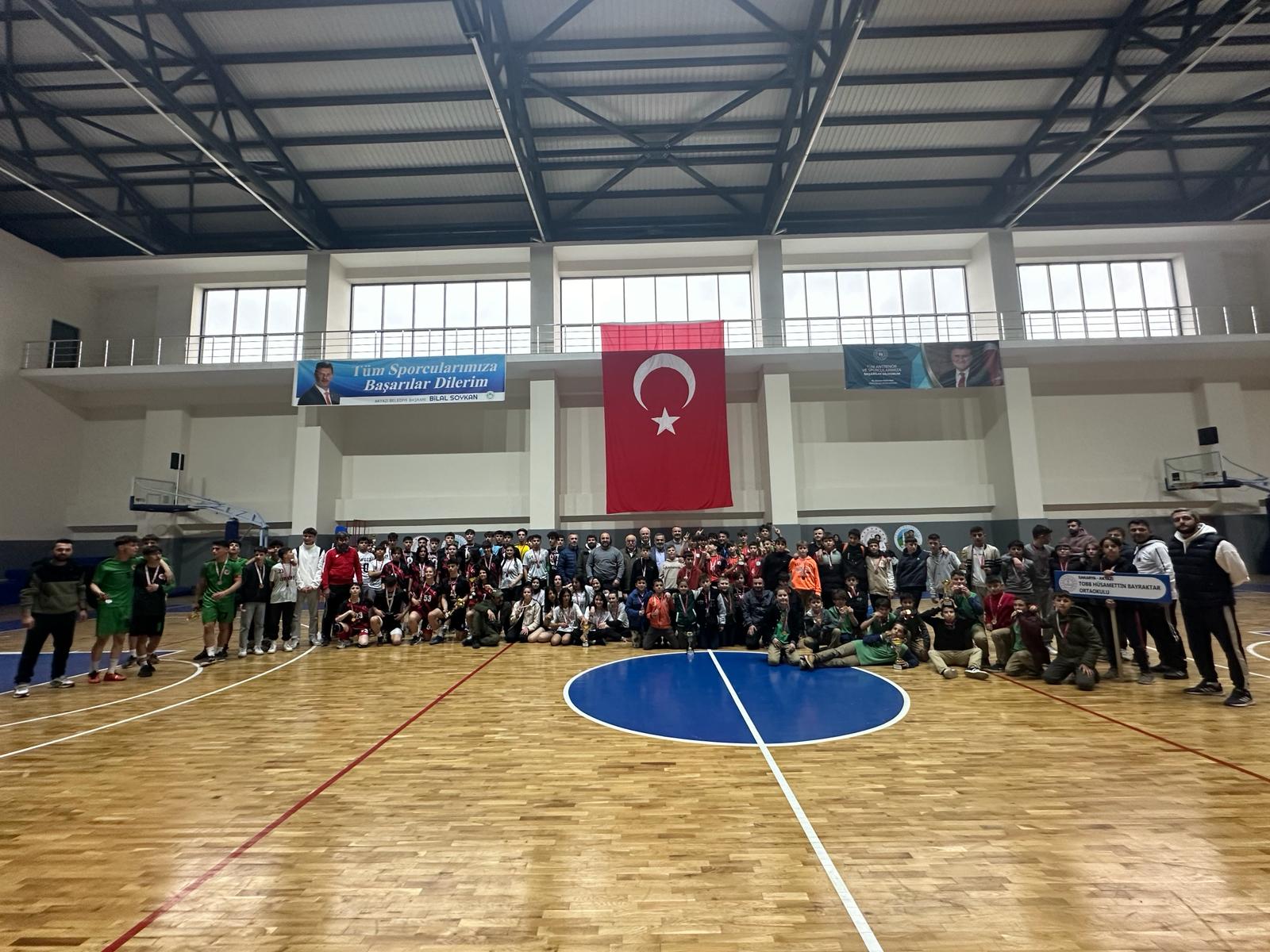 1709922544 19 Akyazi Okul Sporlari 2 Kume Futsal Musabakalari Heyecan Dolu Anlar