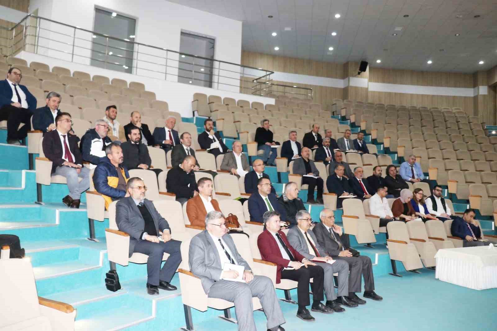 Afyonkarahisarda Okul Mudurleri Toplandi – Bilecik11