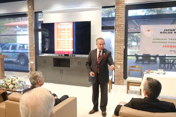 Davranis Kurallari Hizmet Ici Egitim Semineri Duzenlendi Bizi Yenileme Yolculuguna