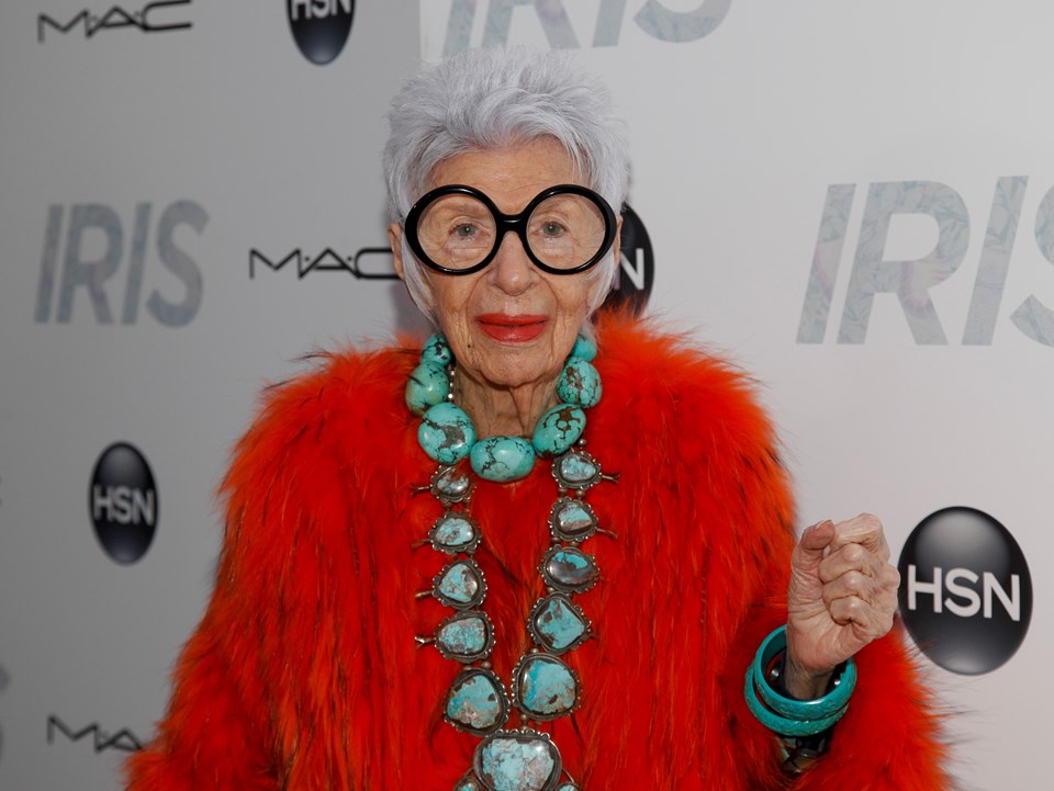 Moda Ikonu Iris Apfel 102 Yaşında Aramızdan Ayrıldı Moda ikonu Iris Apfel 102 yaşında hayatını kaybetti - 1