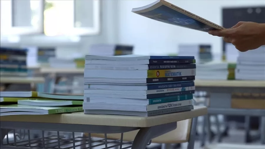 Özel Okullarda MEB Onaylı Ücretsiz Ders Kitapları Zorunlu Olacak! MEB onaylı ders kitabı