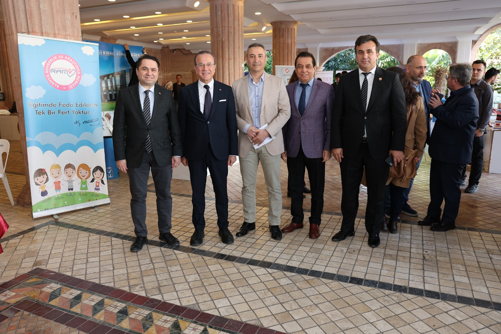 Alanya Üniversitesi Rektörü