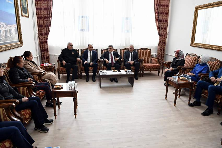 Akgöl’de 12 km’lik doğa yürüyüşü
