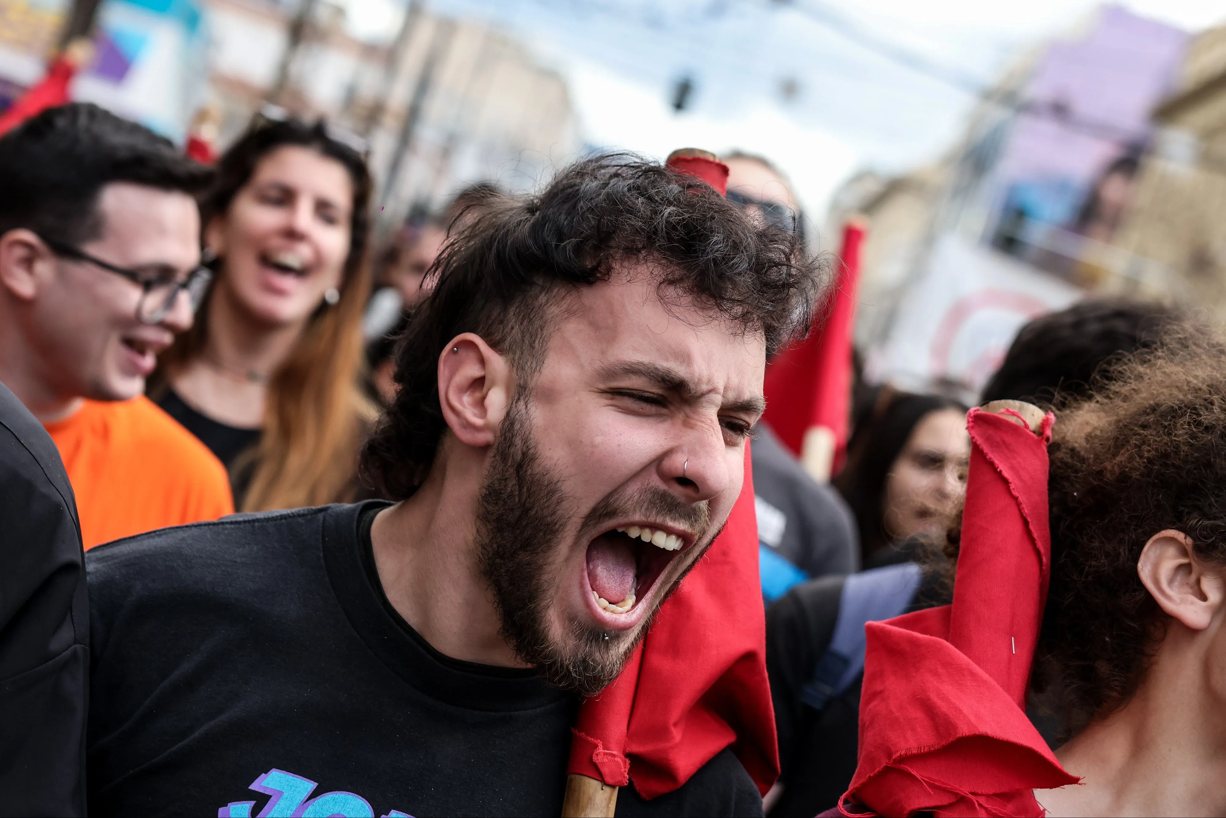 Yunanistan'dan ülkeyi sokağa döken 'özel üniversite yasası'na onay