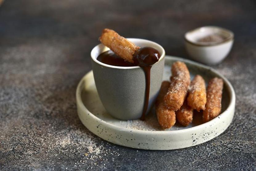 Masterchef Churros Tarifi: Yumurtalı ve Yumurtasız Malzemeleri ve Yapılışı Yumurtalı Churros Tarifi