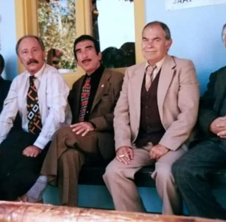 Ünlü Sanatçı Şener Kökkaya Aramızdan Ayrıldı, Müzik Dünyasını Yasa Boğdu. Ünlü sanatçı Şener Kökkaya hayatını kaybetti