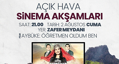 Aybüke Öğretmen Filmi Afyonkarahisar'ı Ağlatır - Afyon Haber Afyonkarahisar'da Duygusal Açık Hava Sinema Gecesi: Aybüke Öğretmen Filmi