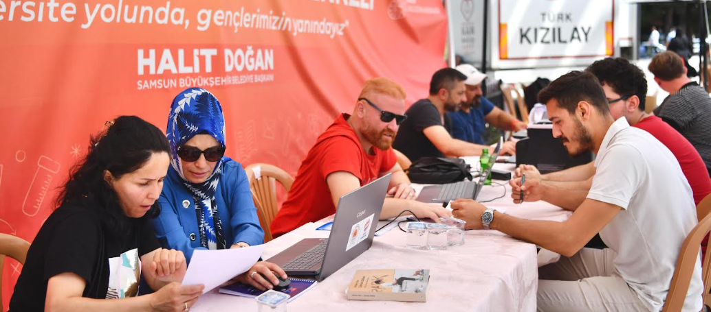 Buyuksehir Belediyesi Ogrencilere Universite Tercihinde Danismanlik Hizmeti Sunuyor Samsun