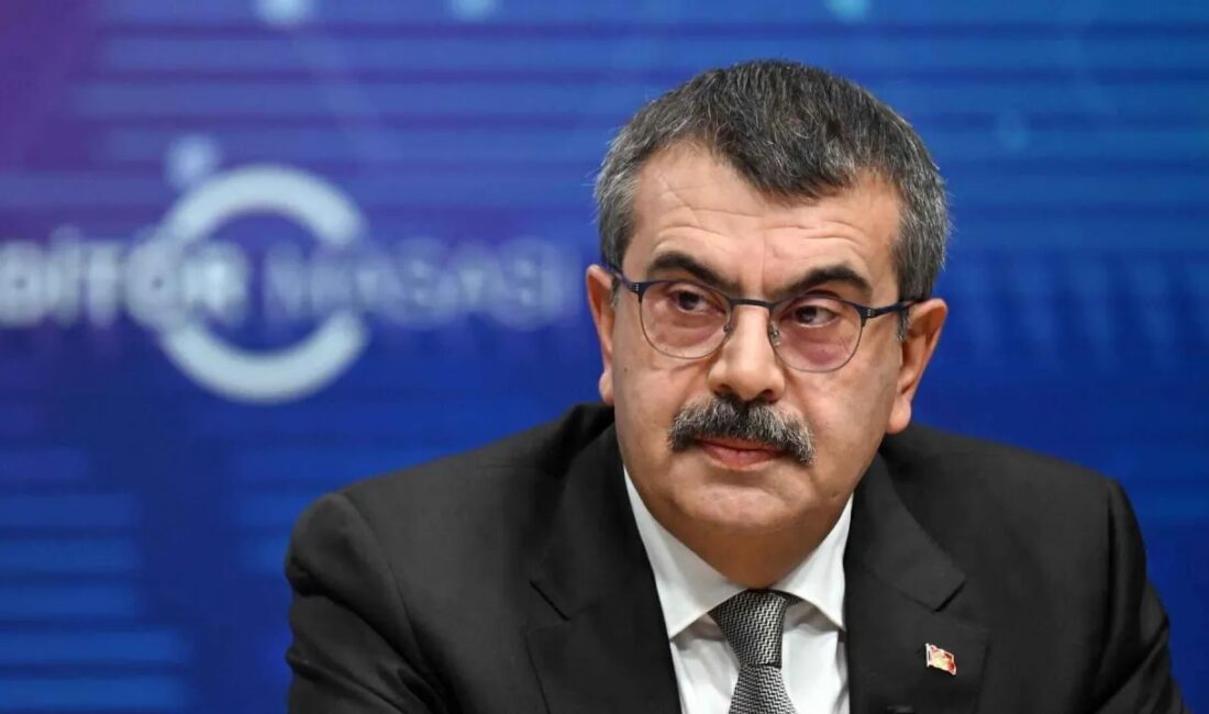 Milli Eğitim Bakanı Yusuf Tekin Okullardaki Temizlik Sorunu ve Öğretmenlik