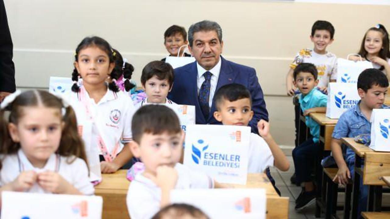 Esenler Belediyesi Öğrencilere Eğitim Desteği Sağlıyor Esenler Belediyesi, her yıl