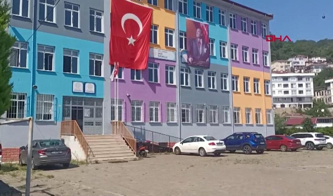 Altınordu’da 7 Yaşındaki Çocuğu Ezen Öğretmen Hakim KarşısındaHaberin BaşlıklarıAltınordu’da 7
