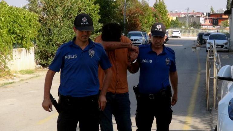 Adanada Eşi Direksiyon Sınavında Başarısız Olunca Öğretmenin Burnunu Kırdı. Adanada eşi direksiyon sınavını geçemeyince öğretmenin burnunu kırdı