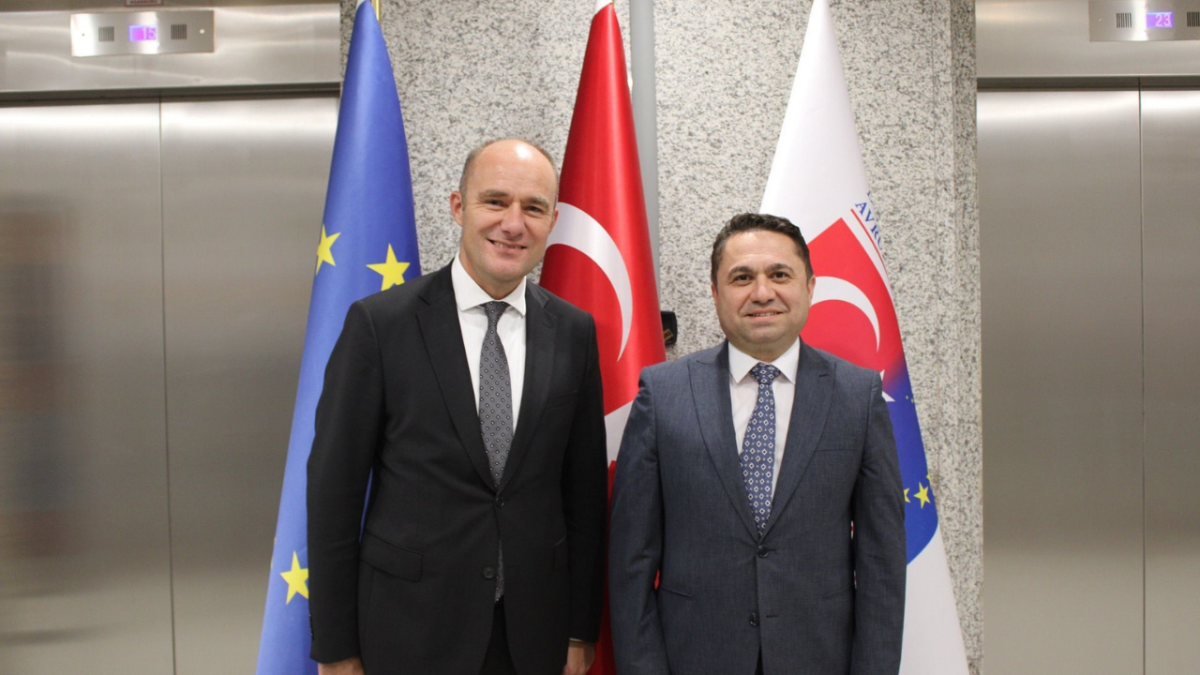 ALKÜ Rektörünün Ankara çıkarması