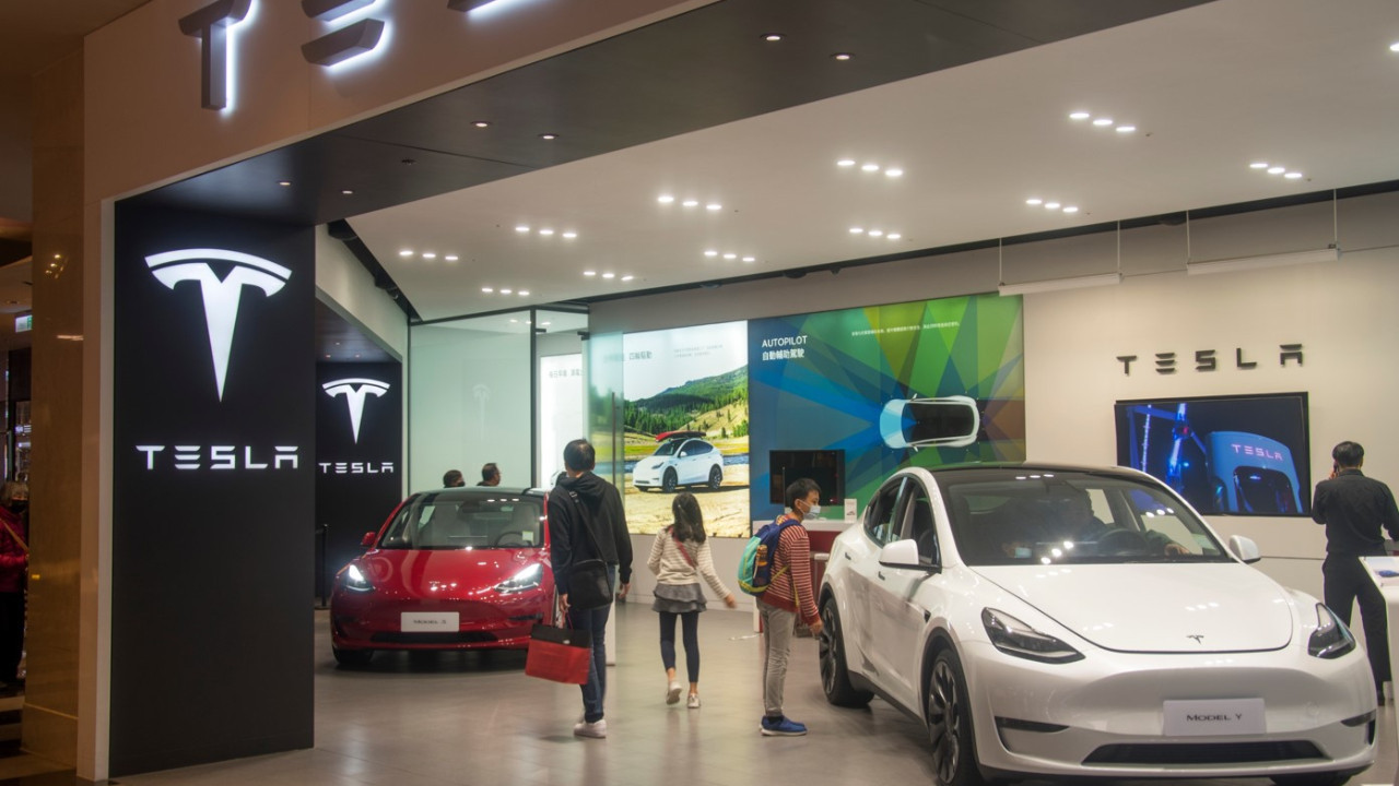 Almanyada Tesla Hasta Iscilere Ev Ziyareti Yapiyor
