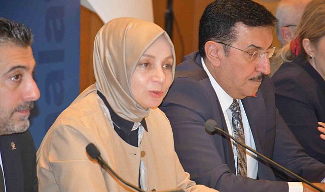 AK Parti Genel Başkan Yardımcısı Leyla Şahin Usta: Depremzedeler İçin