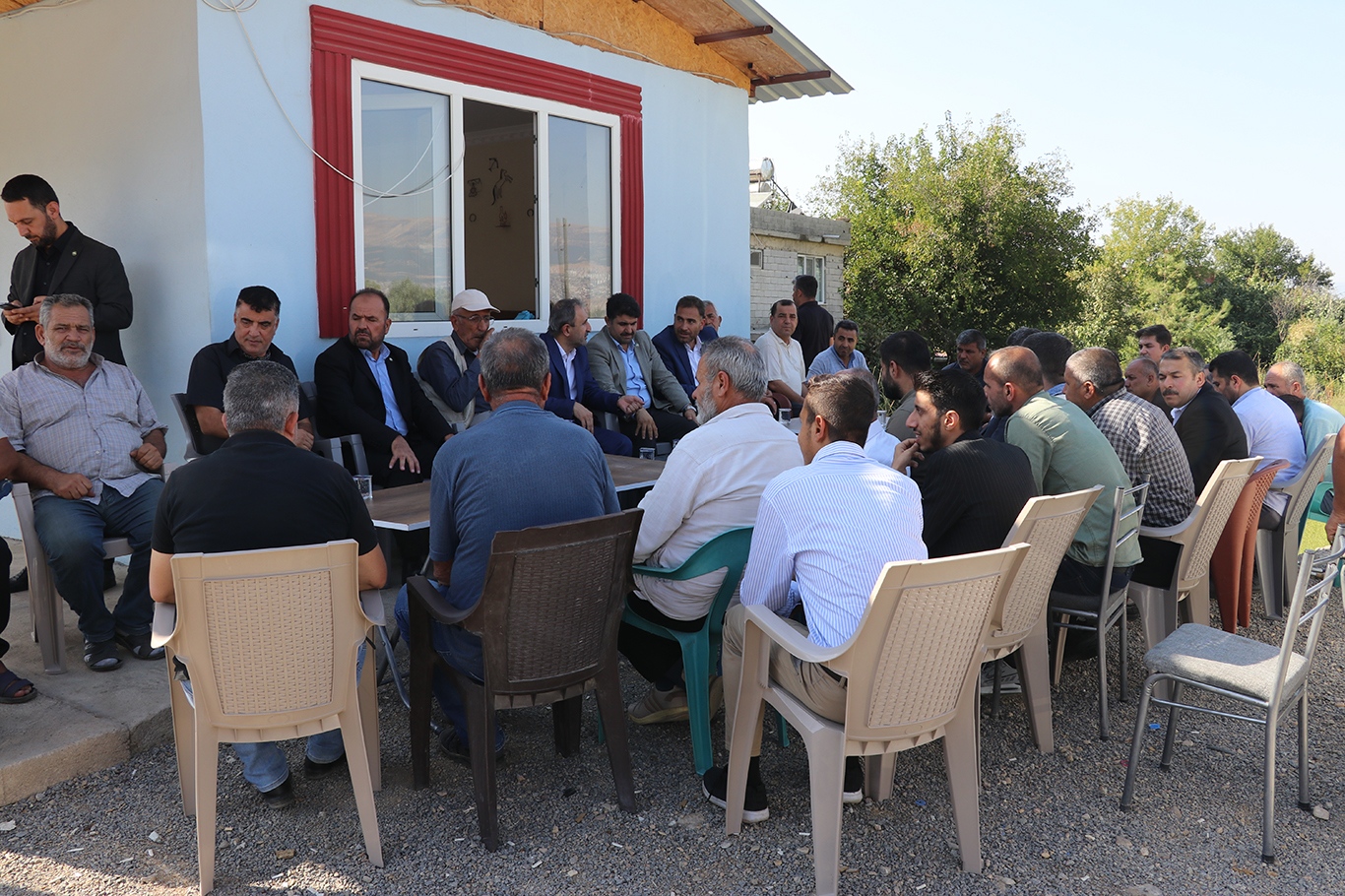 Deprem Bolgesindeki Alt Yapi Sorunu Bir An Once Giderilmeli